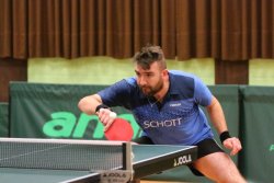 Patrik Vlacuska musste stark angeschlagen antreten!